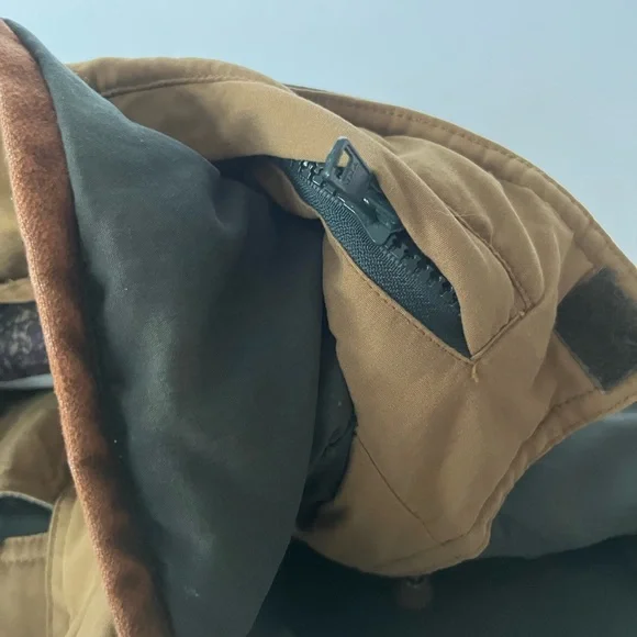 Men's Military-Style Olive Field Jacket with Tan Trim - Picture 6 of 8